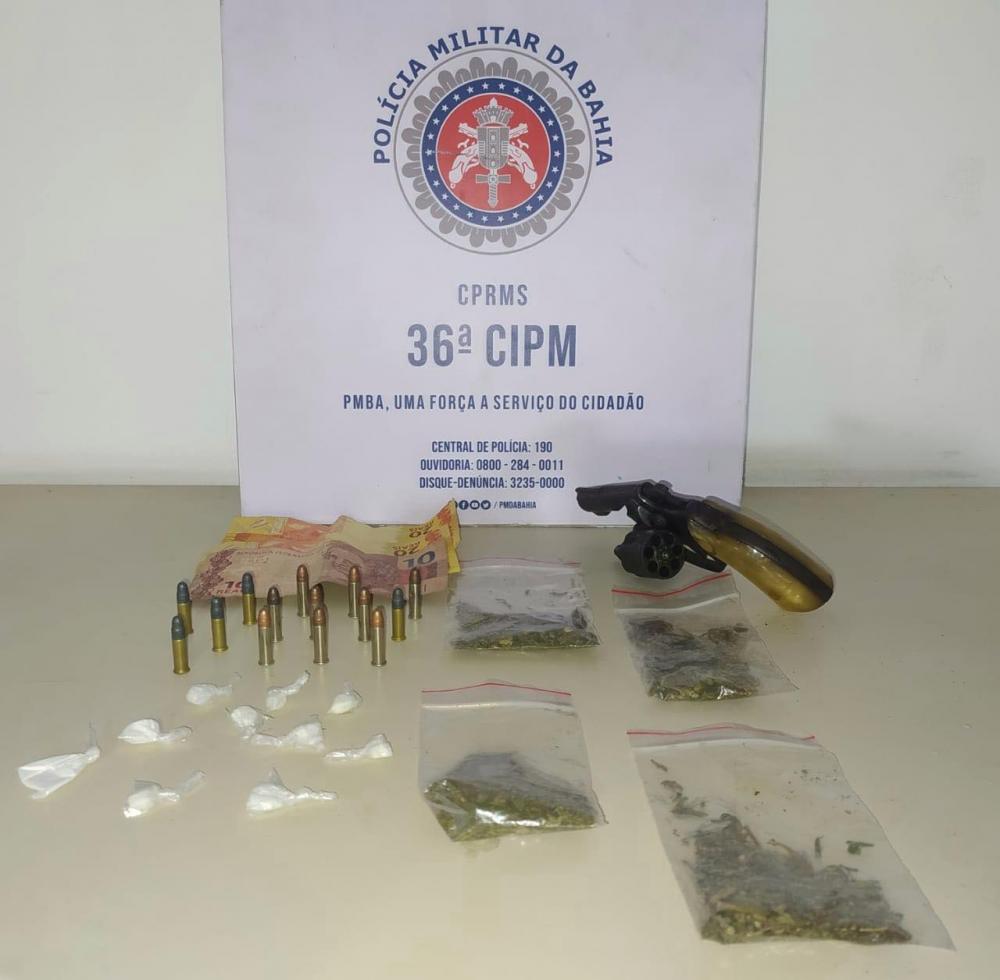 Adolescente é apreendido com arma e drogas em Dias d’Ávila
