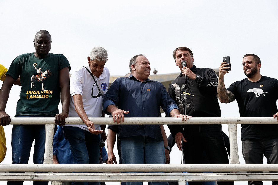 Pazuello sabe que cometeu erro ao participar de ato com Bolsonaro, diz Mourão
