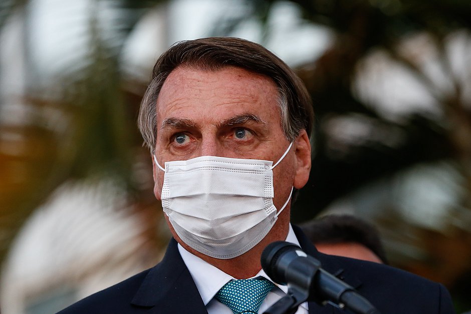 Bolsonaro diz a apoiadores que filiação ao Patriota está 'quase certa'