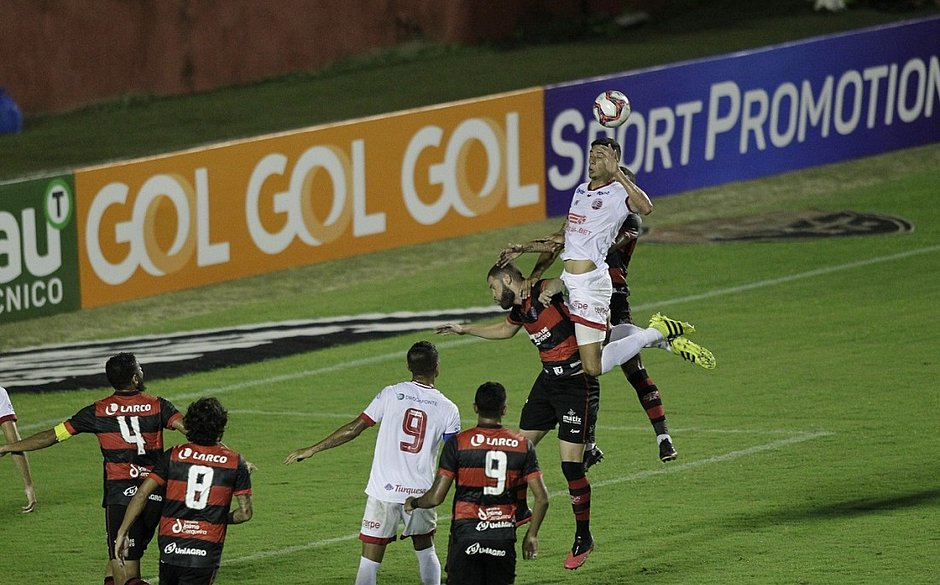 'Em casa, não pode aceitar esse resultado', brada Marcelo Alves