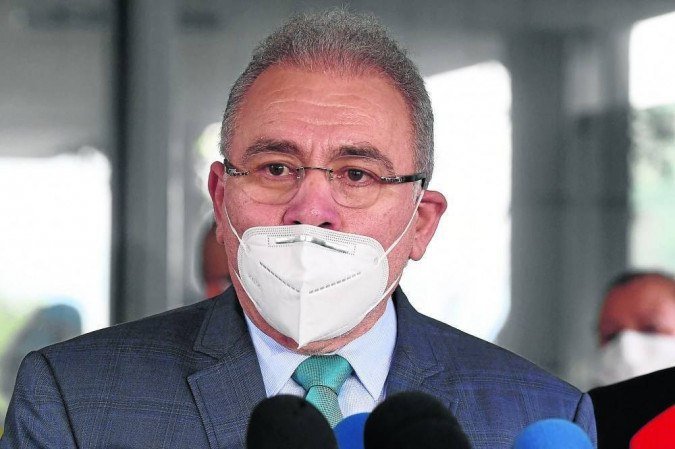 Ministro diz que 160 milhões serão vacinados até dezembro no Brasil