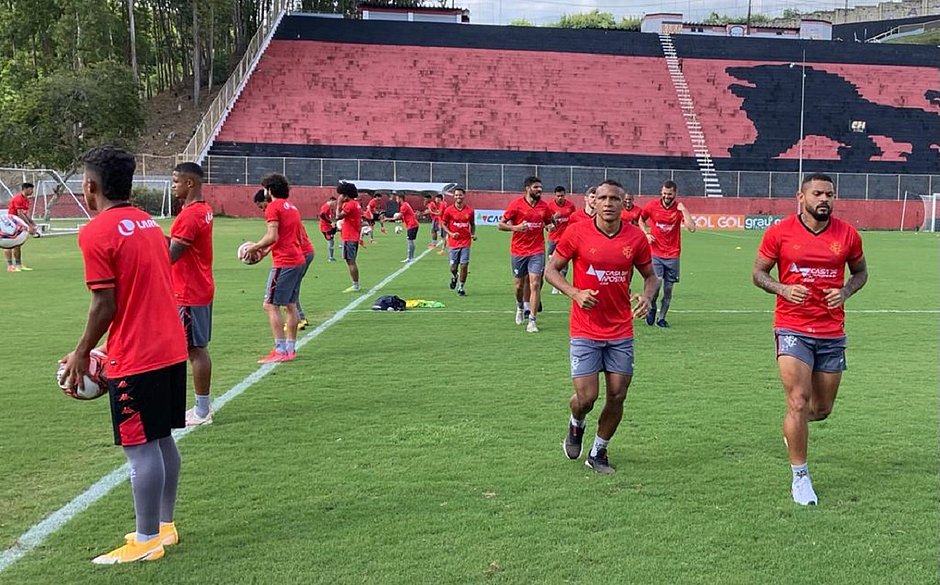 Vitória tem pior começo em edições da Série B