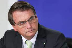 Governo desviou dinheiro de campanha contra a Covid-19 para enaltecer ações do Executivo 