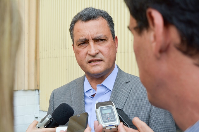 Primeiras cidades a receber Sputnik V devem estar próximas de Salvador, diz Rui