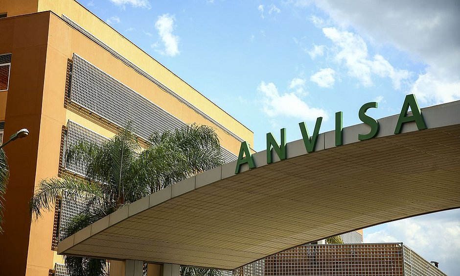 Anvisa nega autorização de uso emergencial do Avifavir para covid-19