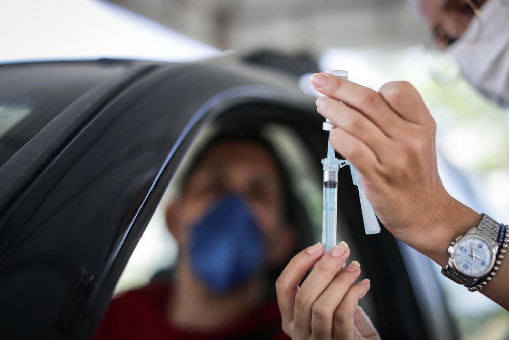 Salvador atinge marca de 1 milhão de vacinados com primeira dose
