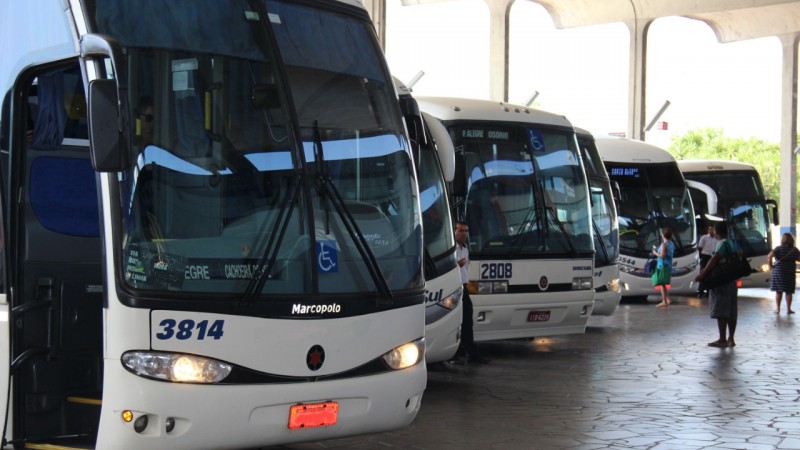 Transporte intermunicipal volta a funcionar com 70% da capacidade neste sábado