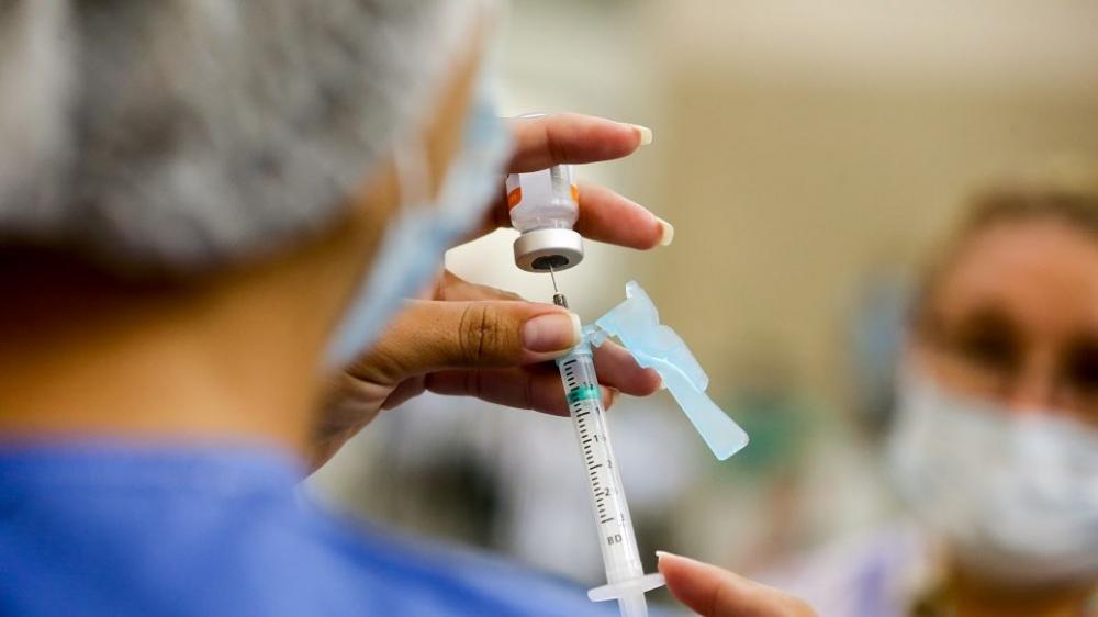 Mata de São João vacina população com 43 anos 