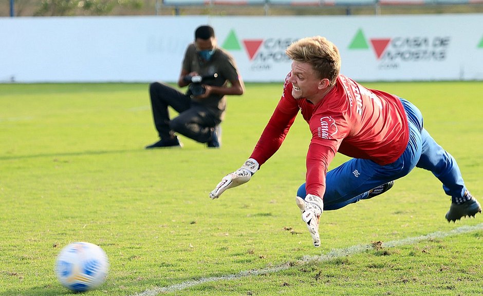 Juventude tenta contratação de Douglas; Bahia mira Danilo Fernandes