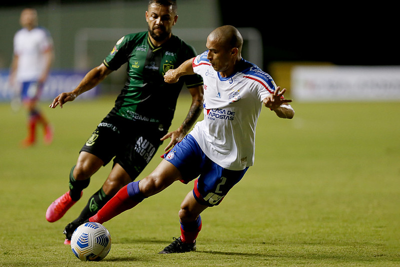 Em jogo de sete gols, Bahia perde para o América-MG em Pituaçu 