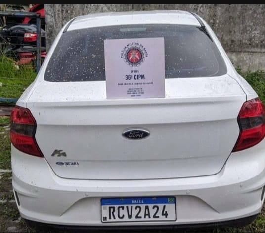 Carro roubado em Mata de São João é recuperado em Dias d'Ávila