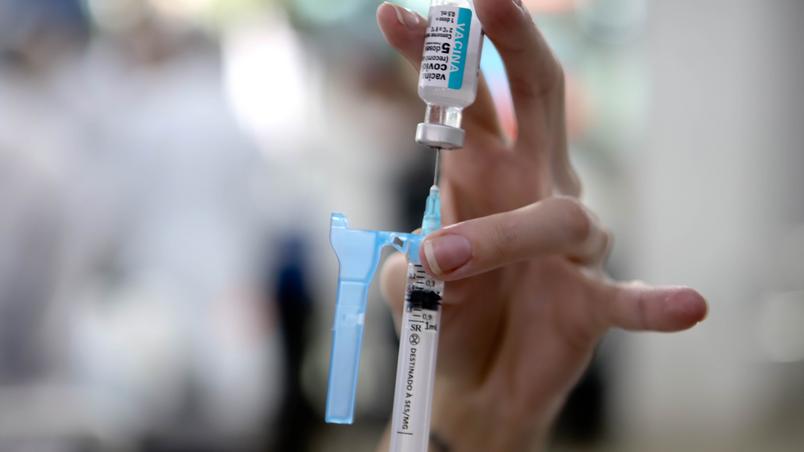 Estados pedem intervalo menor entre doses das vacinas contra Covid-19