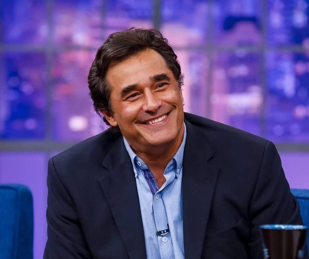 Luciano Szafir é extubado; Xuxa faz post pedindo que rezem por ele