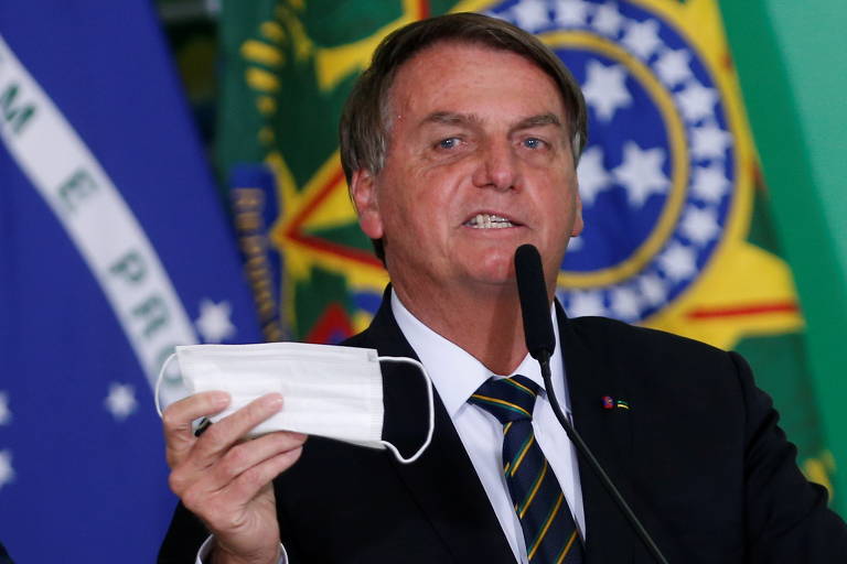 Bolsonaro terá alta do hospital neste domingo, diz médico