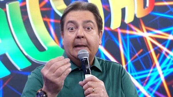 Globo vai tirar Videocassetada do ar após fãs reclamarem da ausência de Faustão