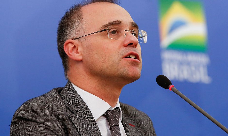 Vinte e seis dos 81 senadores citam apoio a André Mendonça no STF