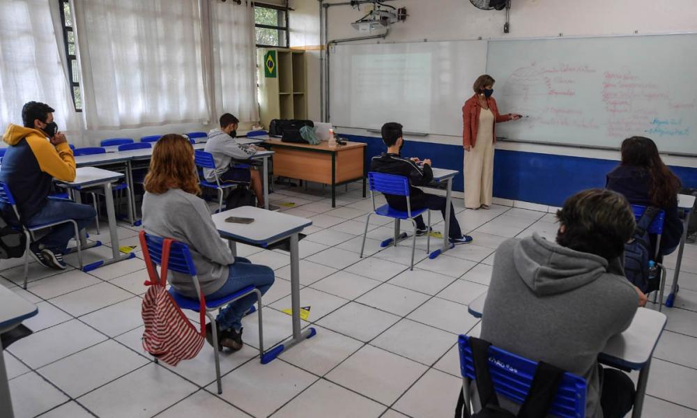 Retorno das aulas presenciais na rede estadual será escalonado; confira as datas