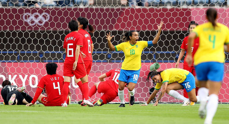Brasil estreia nas Olimpíadas com goleada sobre a China 