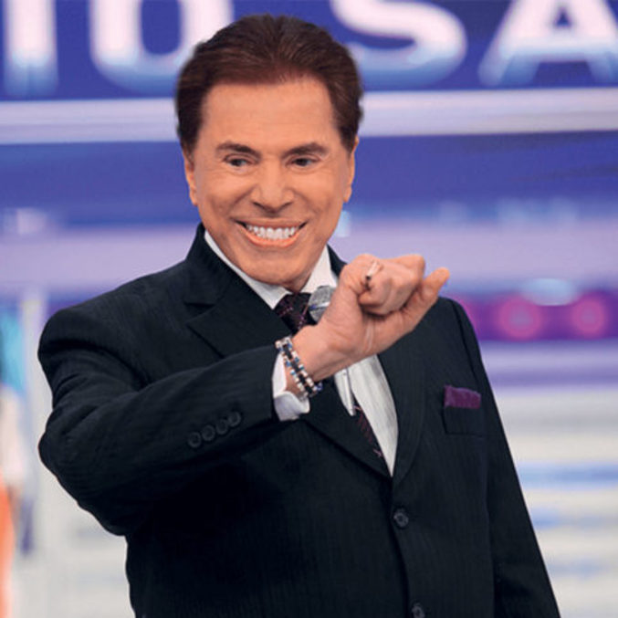 Após quase 2 anos afastado, Silvio Santos faz retorno ao SBT e emociona equipe