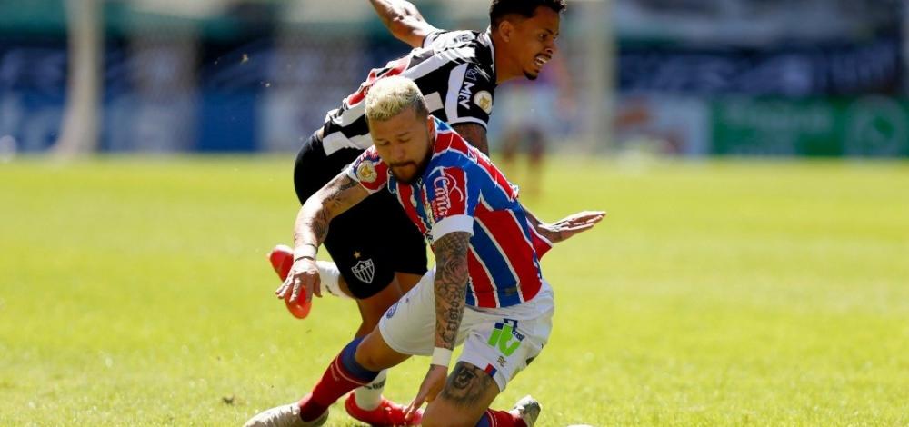 Bahia não suporta a pressão e leva 3 do Atlético-MG no Mineirão