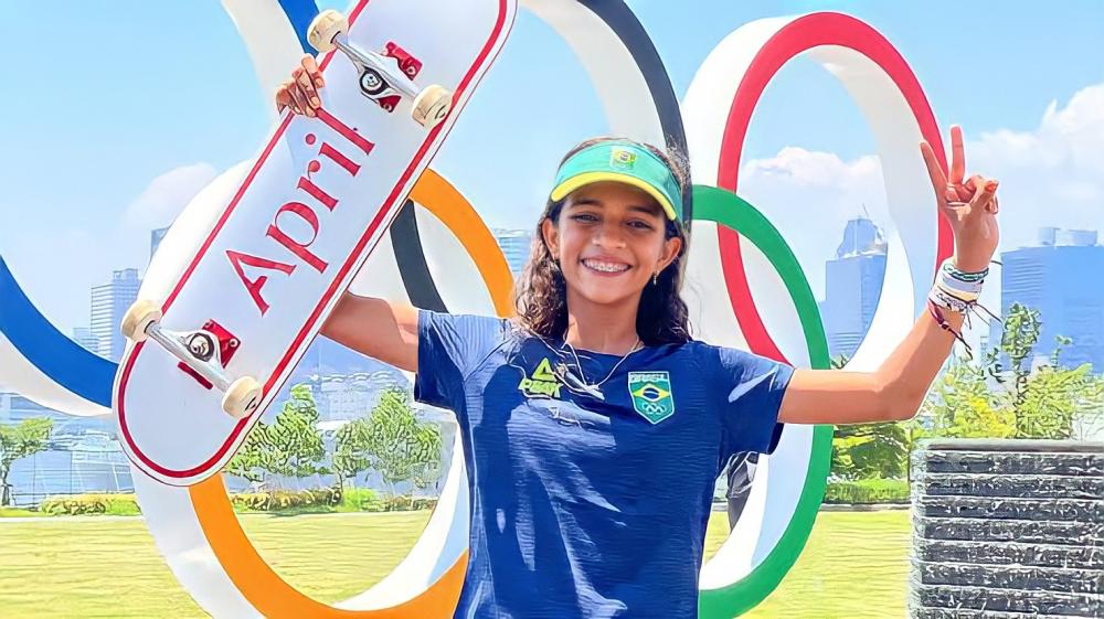 Aos 13 anos, skatista Rayssa Leal conquista medalha de prata na Olimpíada de Tóquio