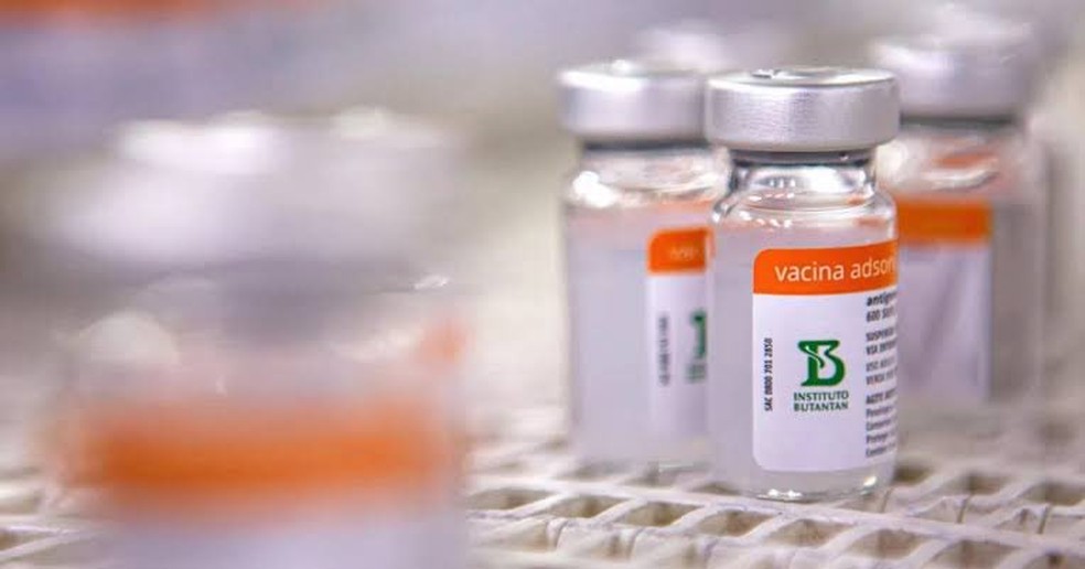 Secretário de Saúde anuncia chegada de mais de 610 mil doses de vacina