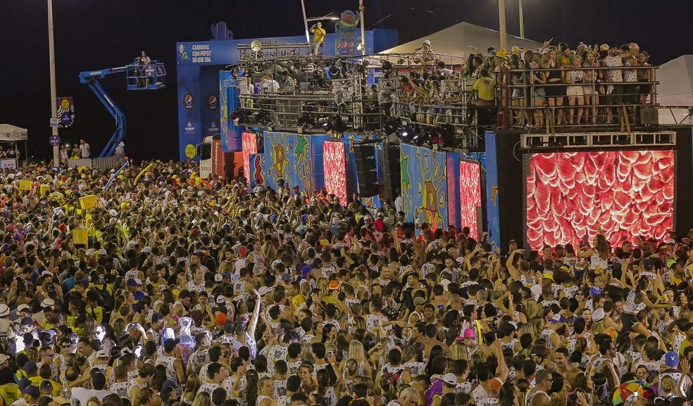 Carnaval em Salvador depende da imunização de 100% da população com a primeira dose