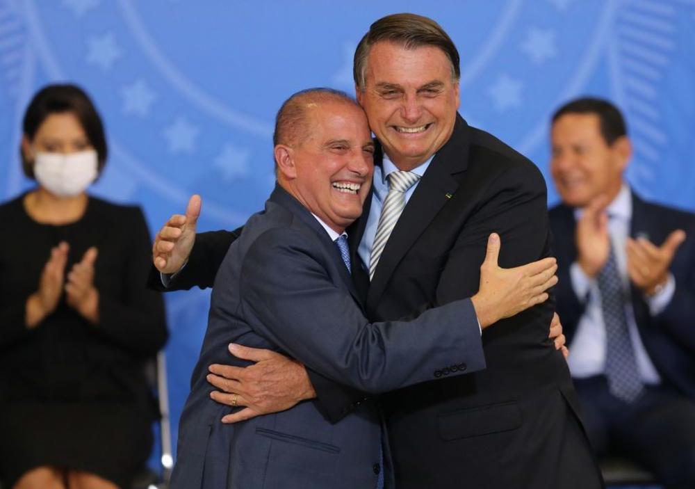 Bolsonaro recria Ministério do Trabalho para Onyx e nomeia Ciro na Casa Civil