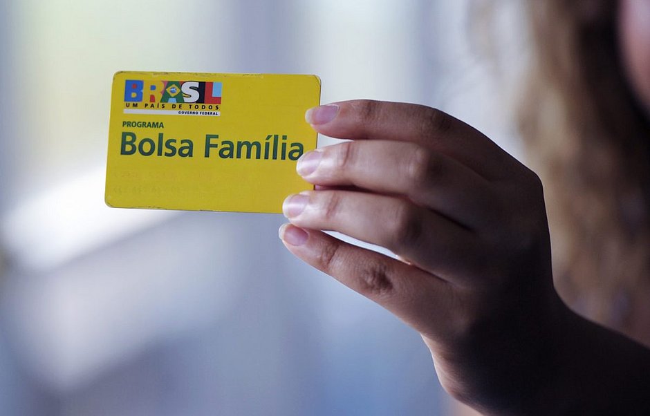 Reajuste do Bolsa Família pode ser de 50% ou mais, diz ministro da Cidadania