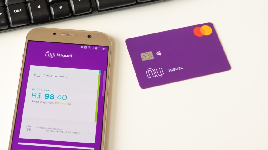 Com novo modelo, Nubank quer aumentar limite do cartão de 35 milhões de clientes