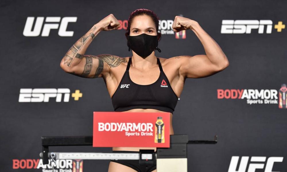 Amanda Nunes testa positivo para covid-19 e é cortada de luta