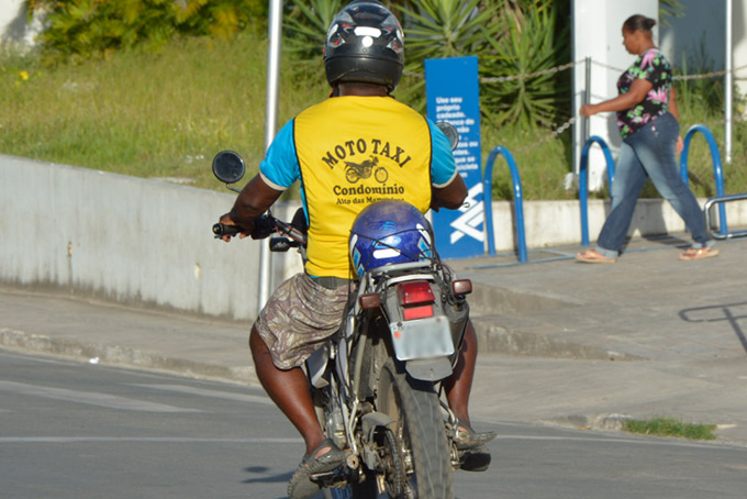 Prefeitura inicia cadastramento de mototaxistas em Mata de São João
