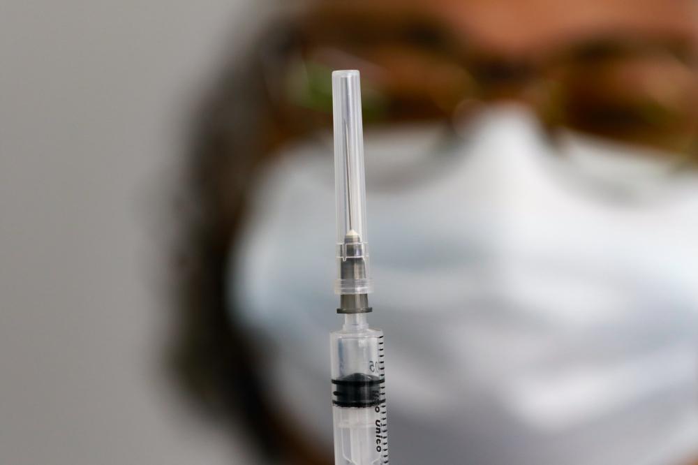 Mata de São João vacina pessoas com 32 anos