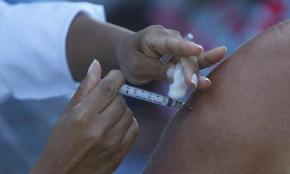 Ministério da Saúde vai iniciar estudo para avaliar 3ª dose da vacina contra a Covid-19 