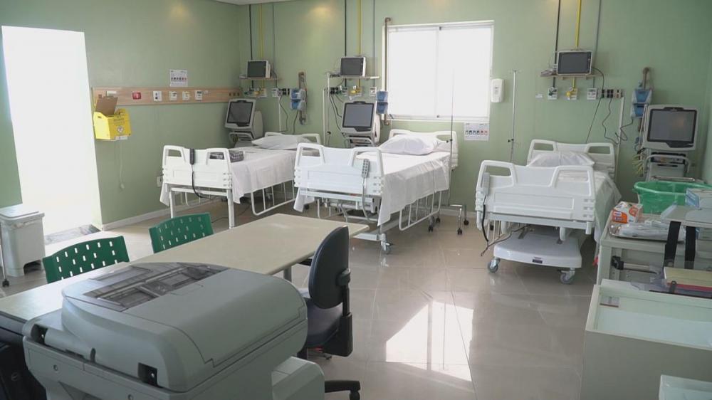 Brasil registra menor média móvel diária de mortes por Covid desde 7 de janeiro