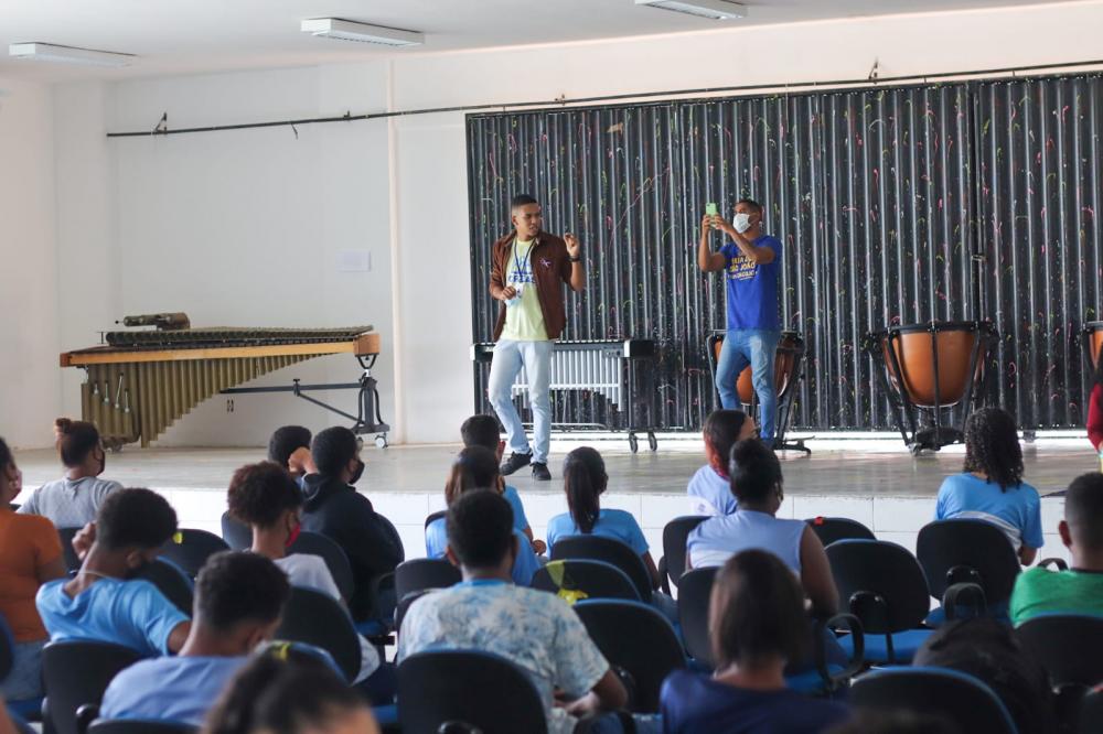 Prefeitura de Mata de São João realiza palestra sobre violência doméstica