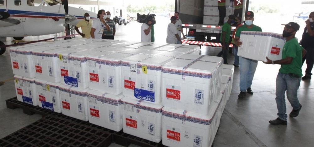 Bahia receberá mais de 560 mil doses de vacinas contra Covid-19 nos próximos dias
