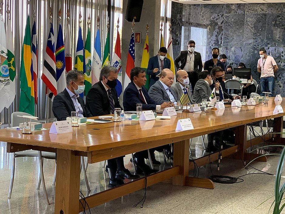 Após reunião, governadores reforçam críticas ao governo Bolsonaro