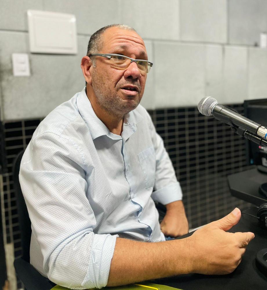 'Não é nada pessoal' afirma Pastor Júnior de Araci sobre embate com presidente Renato Henrique 