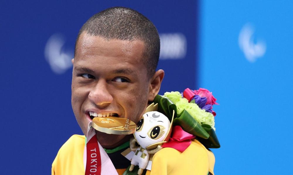 Brasil leva mais dois Ouros e um Bronze na natação em Tóquio 
