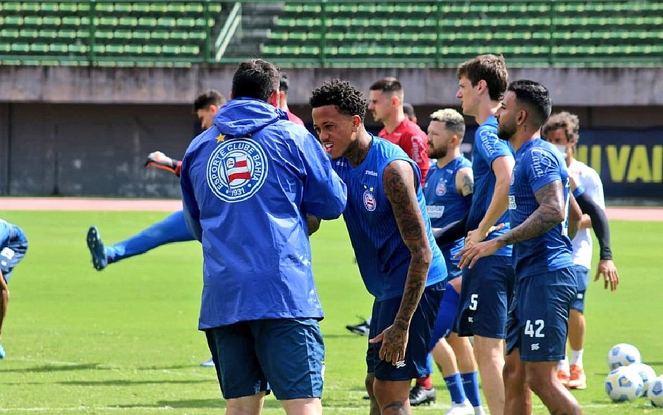 Luizão é regularizado e Bahia ganha reforço para pegar Fortaleza