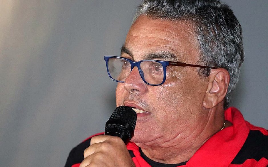 Paulo Carneiro dispara antes de reunião decisiva do Conselho: 'Clube de traidores'