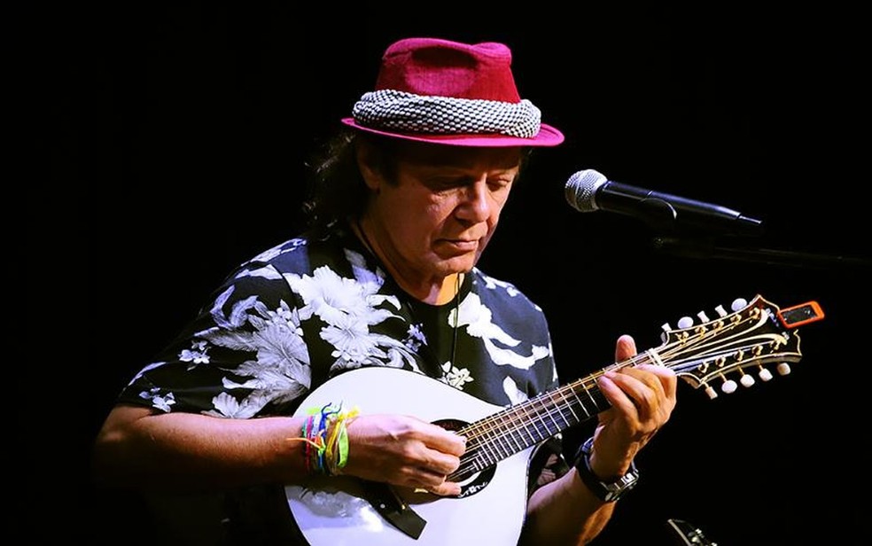 Cantor Armandinho e esposa contraem Covid-19, mas não apresentam sintomas graves