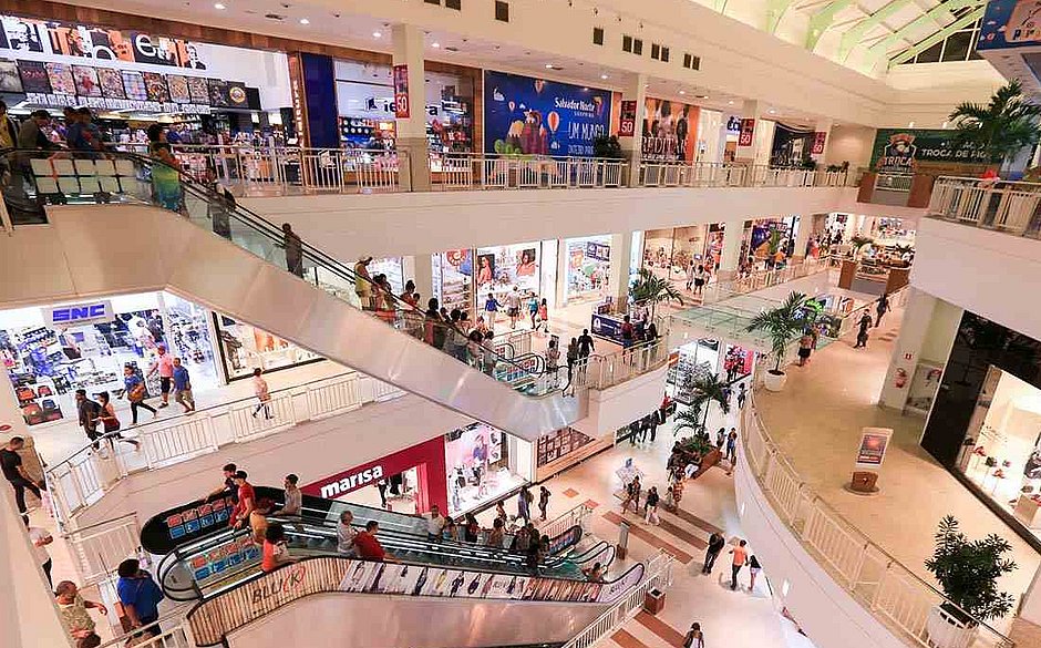 Shoppings voltam a ampliar horário de funcionamento após decreto