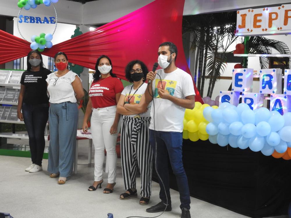 Aula inaugural marca início do Programa de Empreendedorismo para alunos do EJA