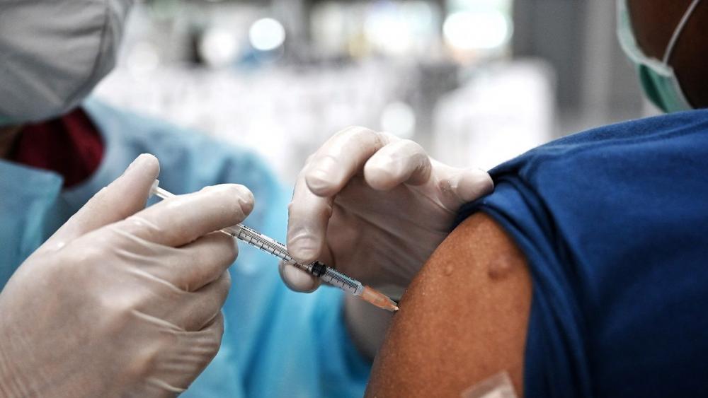 Pojuca inicia aplicação de terceira dose em idosos e profissionais de saúde