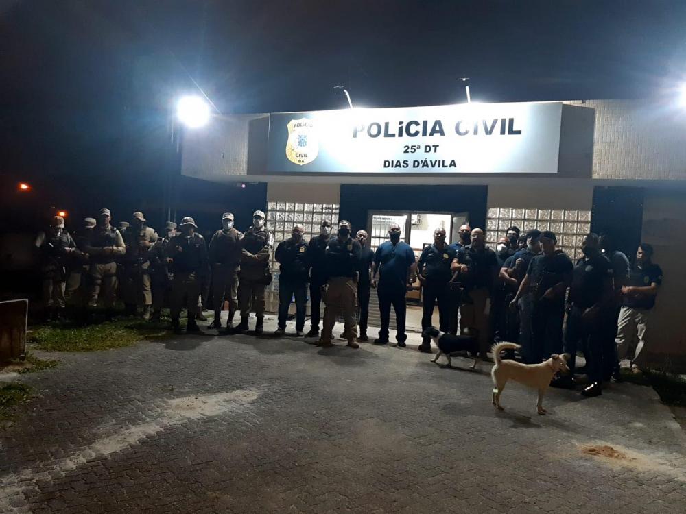 Suspeitos de roubo e homicídio são presos em Dias d'Ávila e Mata de São João