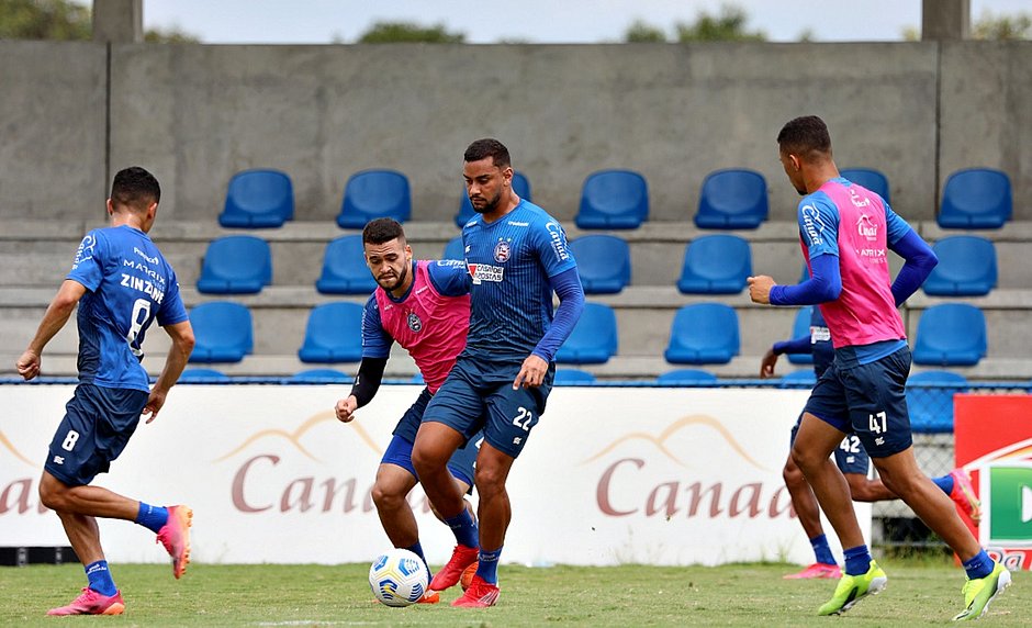 Com reservas no campo e Rossi no DM, Bahia volta aos treinos
