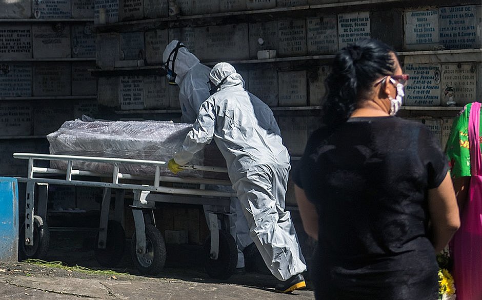 Homem vacinado de 46 anos é o primeiro baiano morto por causa da Delta