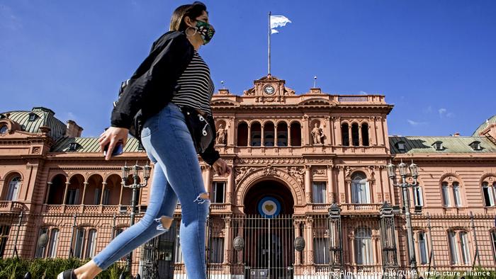 Argentina anuncia abertura de fronteiras para brasileiros